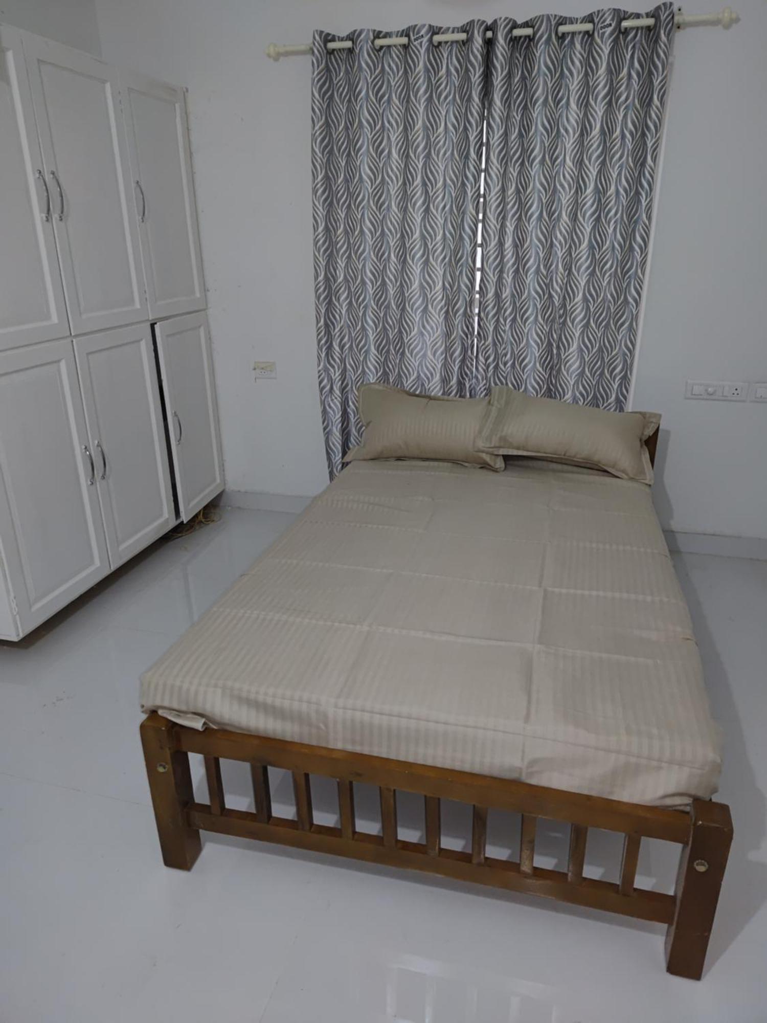 Sivasarass Rooms Thiruvananthapuram Esterno foto