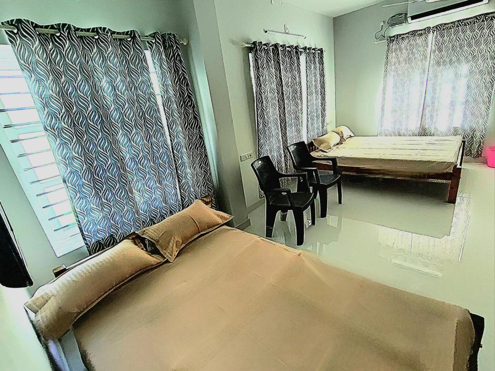 Sivasarass Rooms Thiruvananthapuram Esterno foto